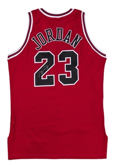 1992-93 Michael Jordan Signed Chicago Bulls Pro-Cut Road Jersey (Beckett)